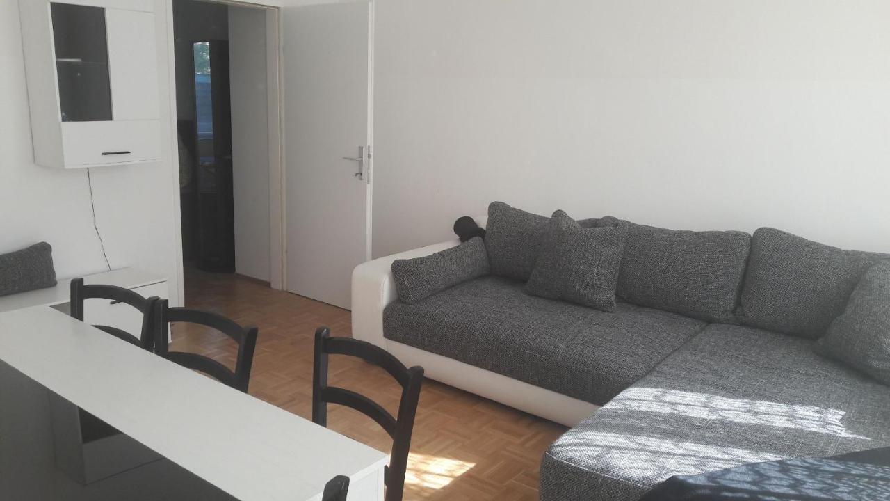 Nette Altbauwohnung Nur 10 Min Von Der City เวียนนา ภายนอก รูปภาพ