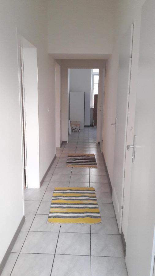 Nette Altbauwohnung Nur 10 Min Von Der City เวียนนา ภายนอก รูปภาพ
